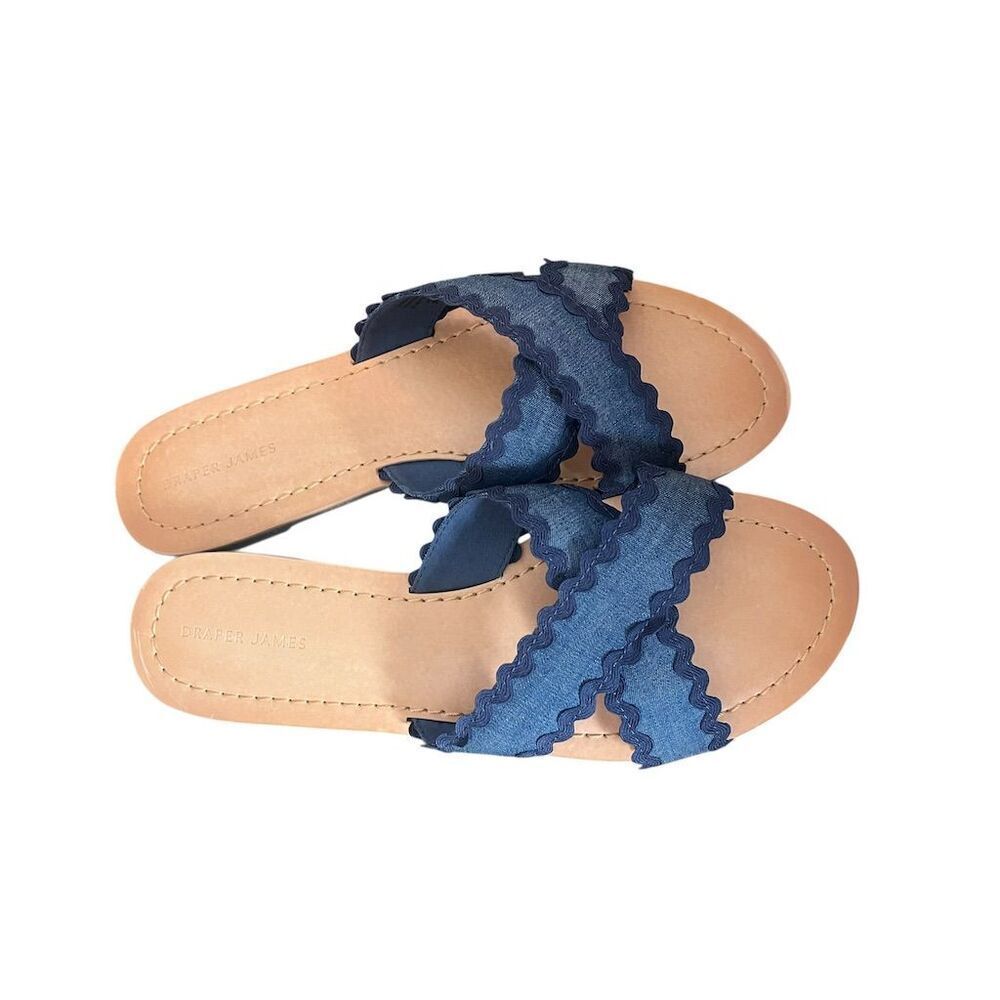 NWT Draper James Women's‎ Blue Colorblock Piper Flat Sandals Size 9. New in Box.
